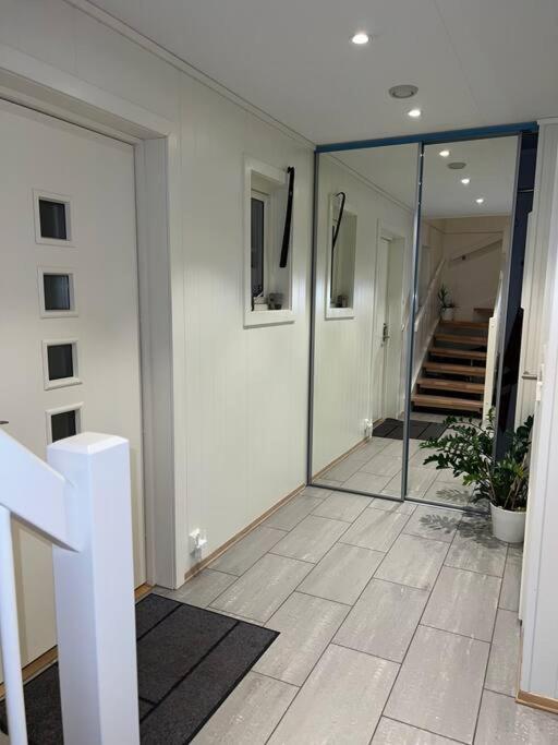 Les Shared Home 南涅斯塔 外观 照片
